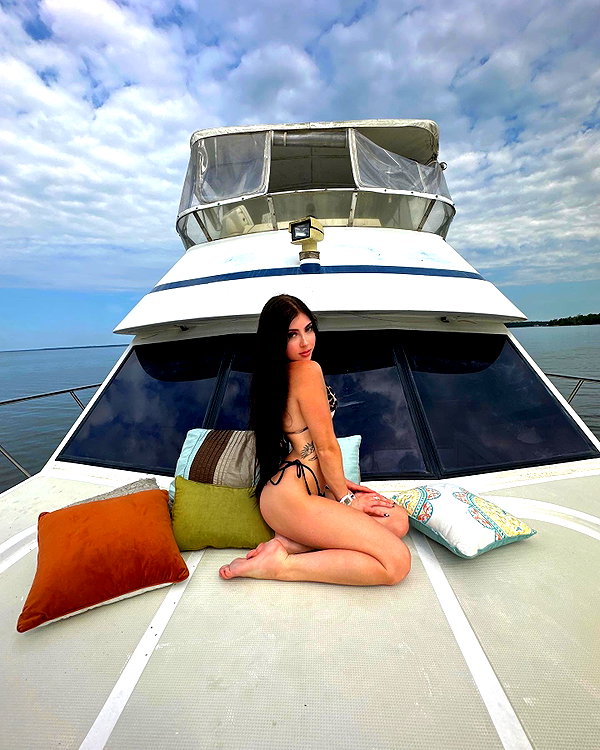 averyygraace instagram image archive image