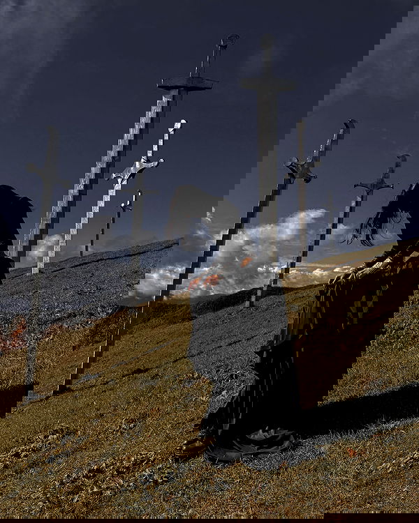 ayguldavlletova image ~ Altpins