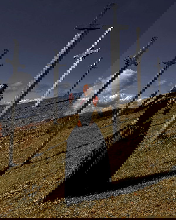 ayguldavlletova image ~ Altpins