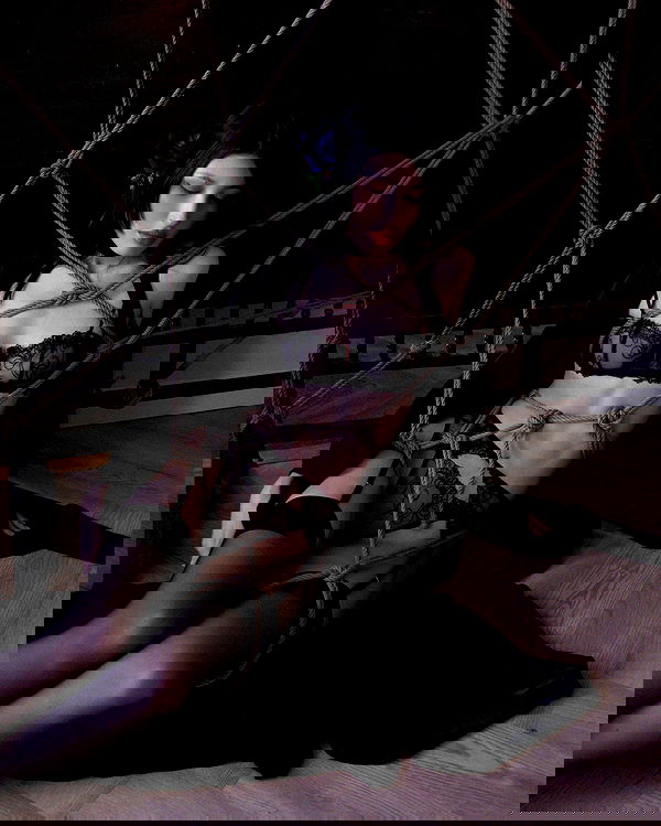 ayguldavlletova image ~ Altpins