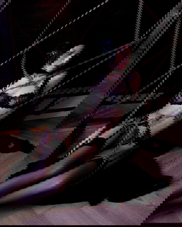 ayguldavlletova image ~ Altpins