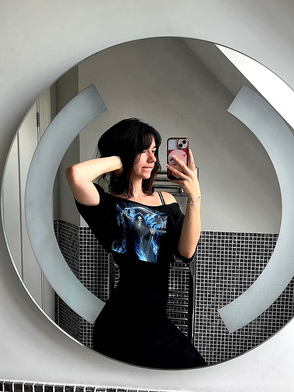 b6bybat instagram image archive image