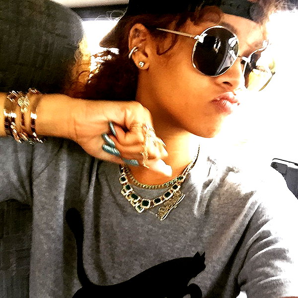 badgalriri instagram image archive image