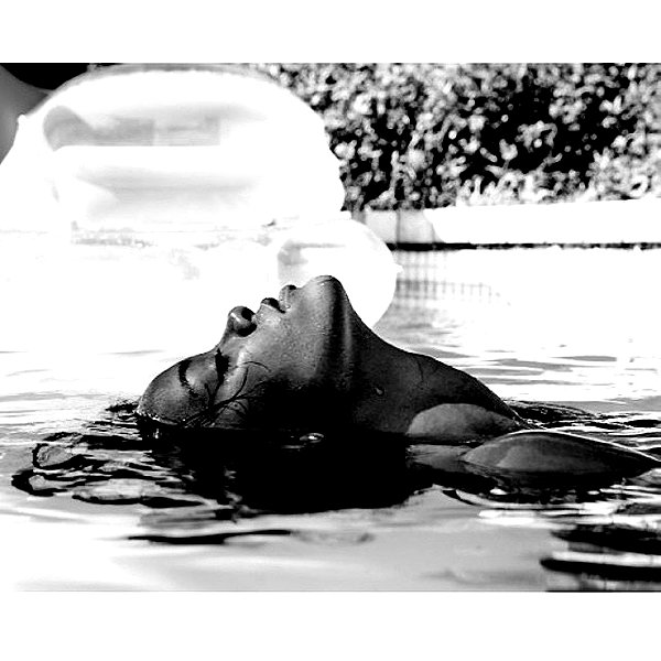 badgalriri instagram image archive image