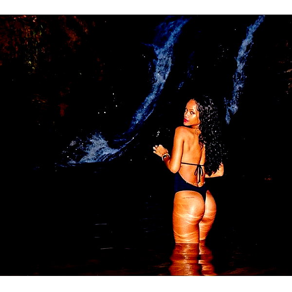 badgalriri instagram image archive image