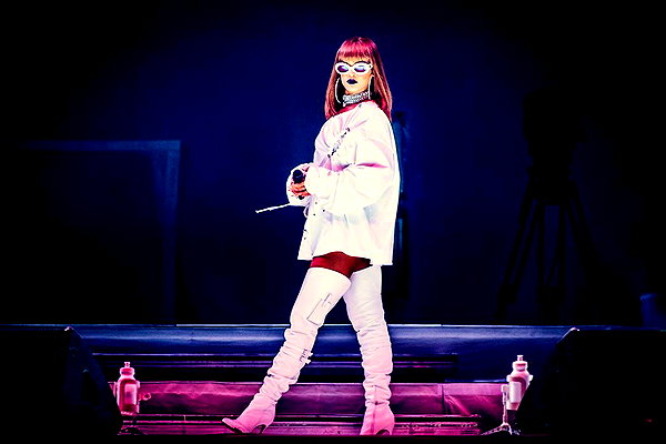 badgalriri instagram image archive image