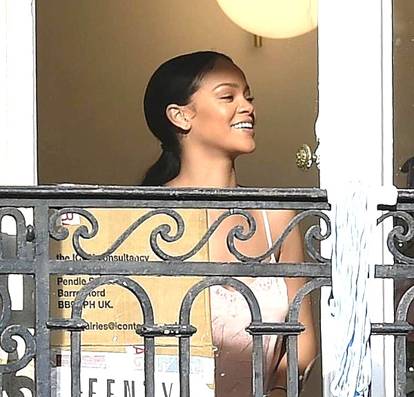 badgalriri instagram image archive image