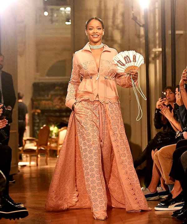 badgalriri instagram image archive image