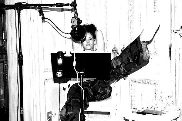 badgalriri instagram image archive image