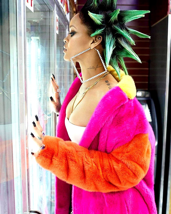 badgalriri instagram image archive image