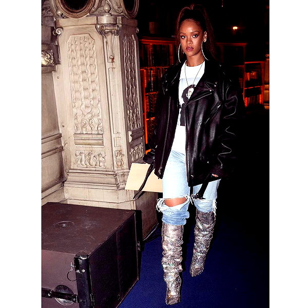 badgalriri instagram image archive image
