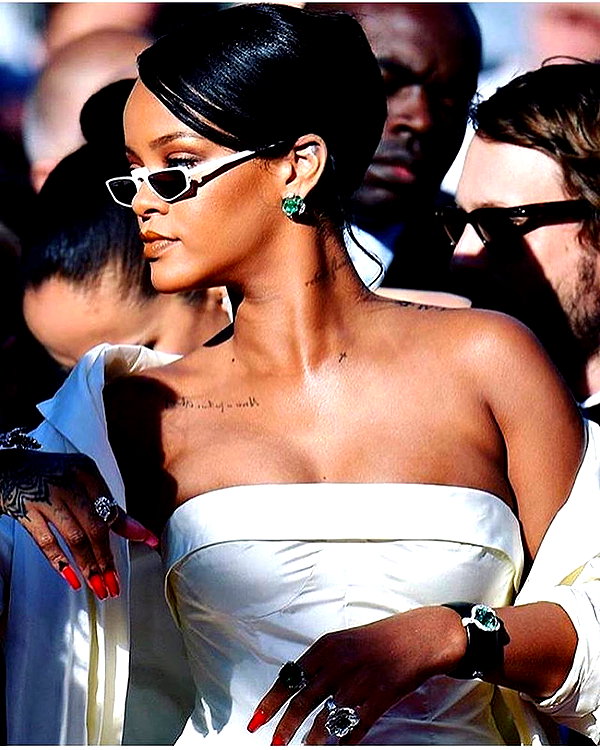 badgalriri instagram image archive image