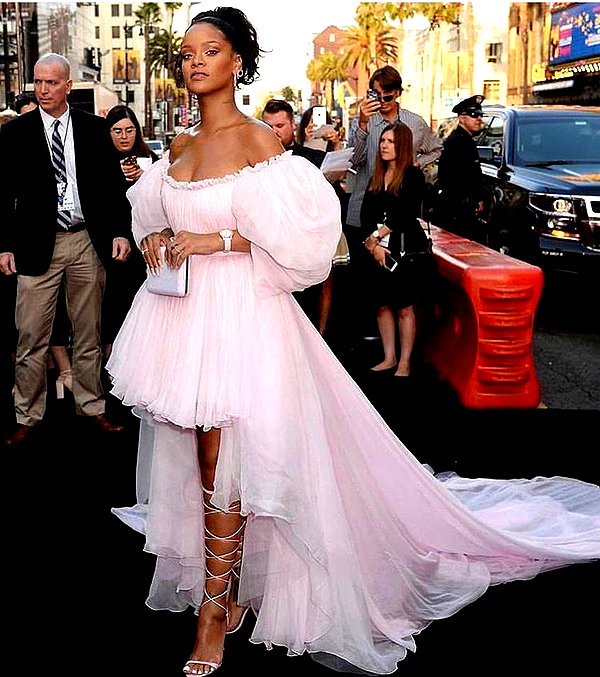 badgalriri instagram image archive image