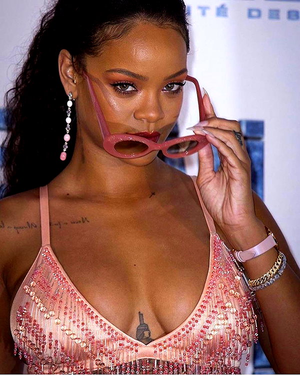 badgalriri instagram image archive image