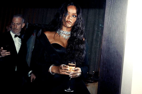 badgalriri instagram image archive image