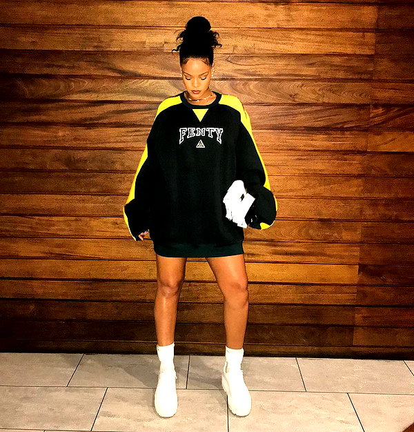 badgalriri instagram image archive image