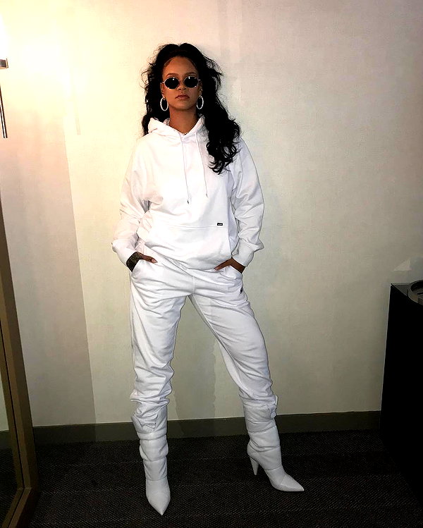badgalriri instagram image archive image