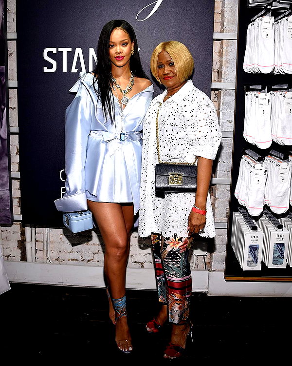 badgalriri instagram image archive image