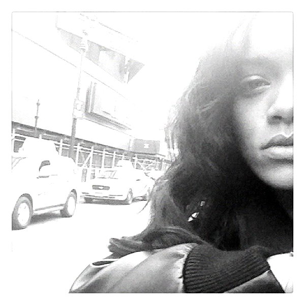 badgalriri instagram image archive image