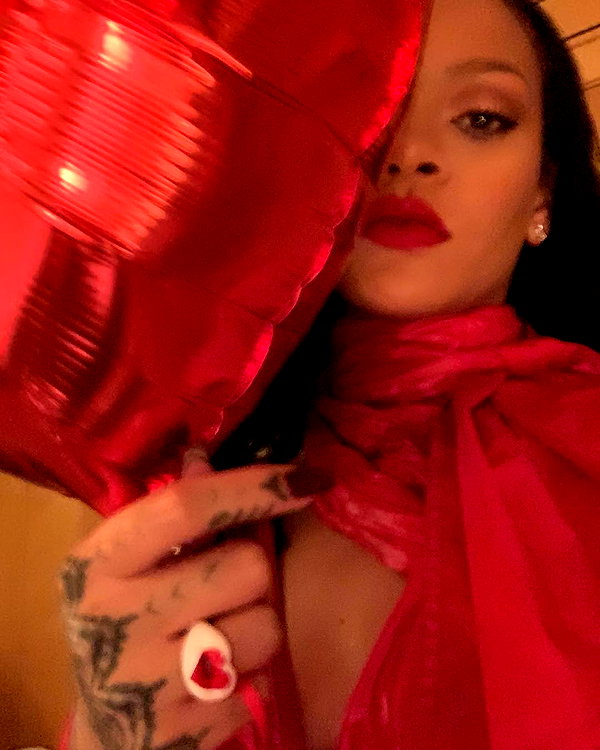 badgalriri instagram image archive image