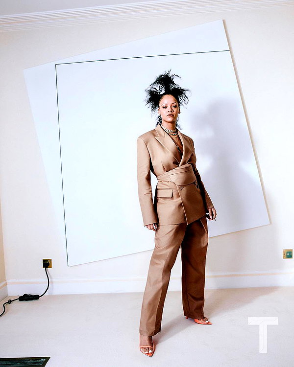 badgalriri instagram image archive image