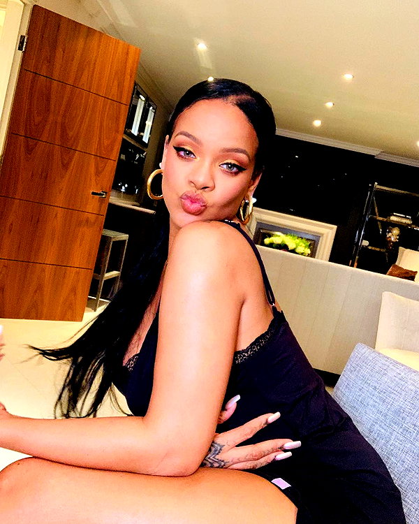 badgalriri instagram image archive image