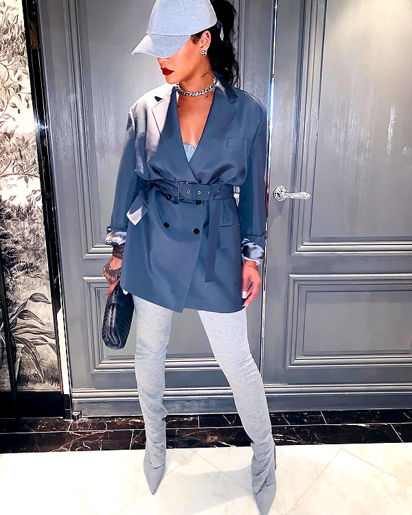 badgalriri instagram image archive image