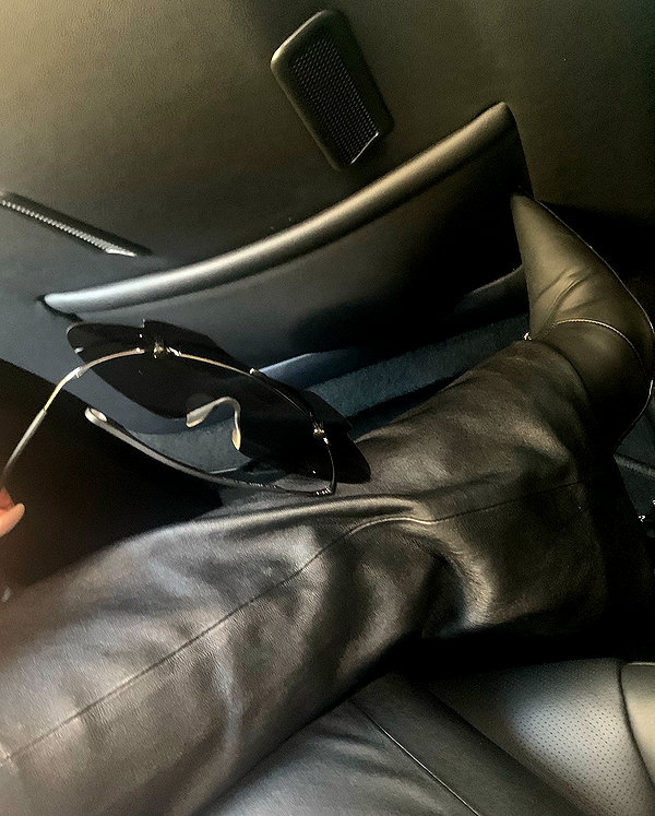badgalriri instagram image archive image