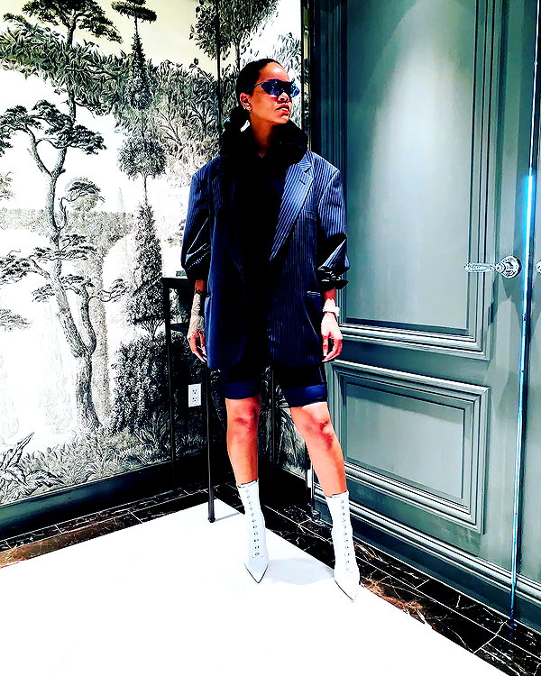 badgalriri instagram image archive image