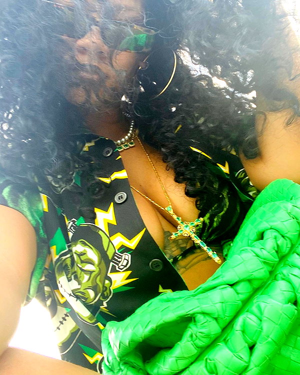 badgalriri instagram image archive image