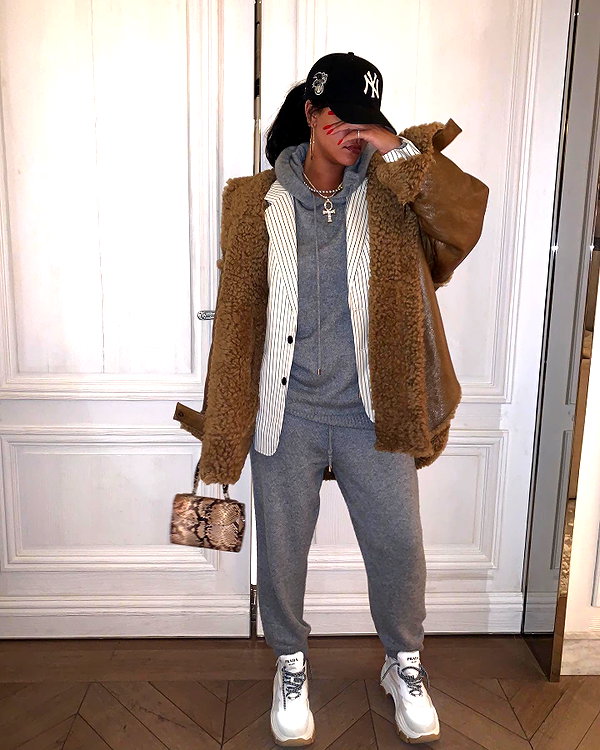 badgalriri instagram image archive image