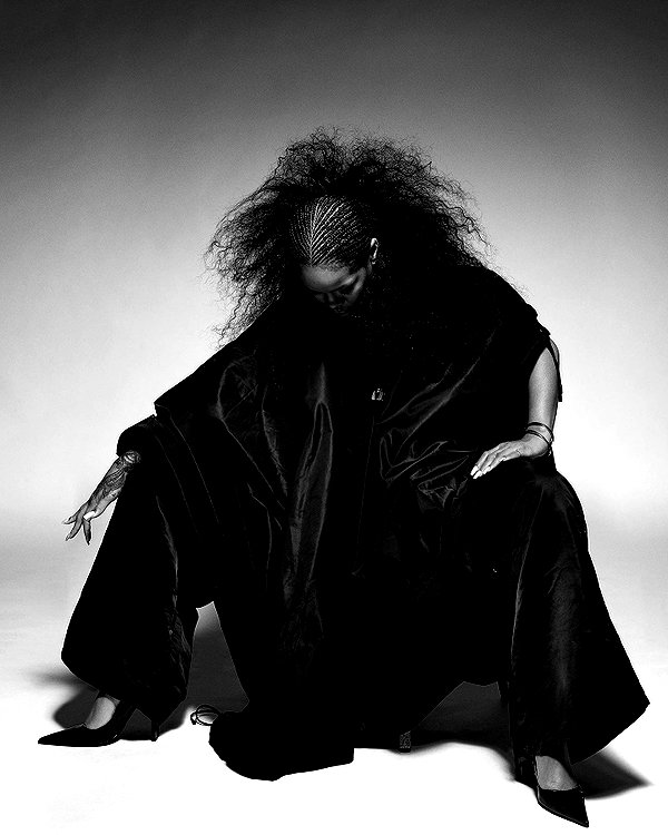 badgalriri instagram image archive image