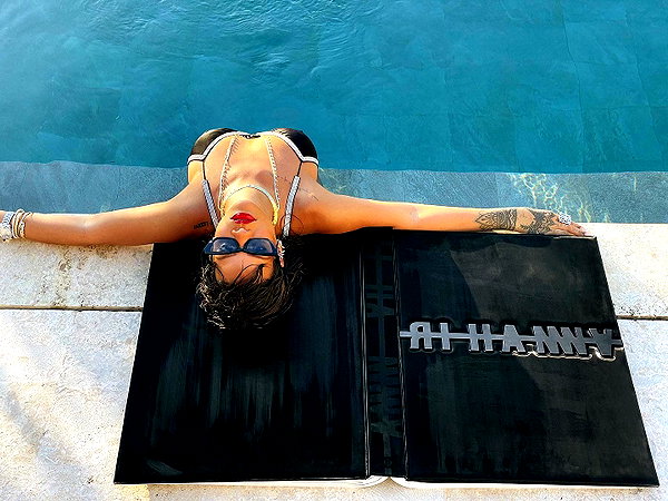 badgalriri instagram image archive image