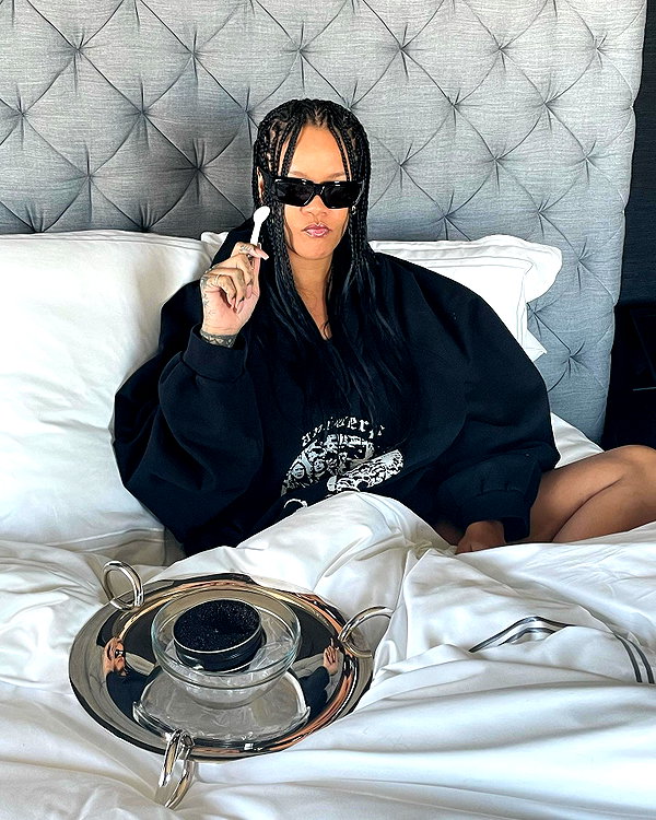 badgalriri instagram image archive image