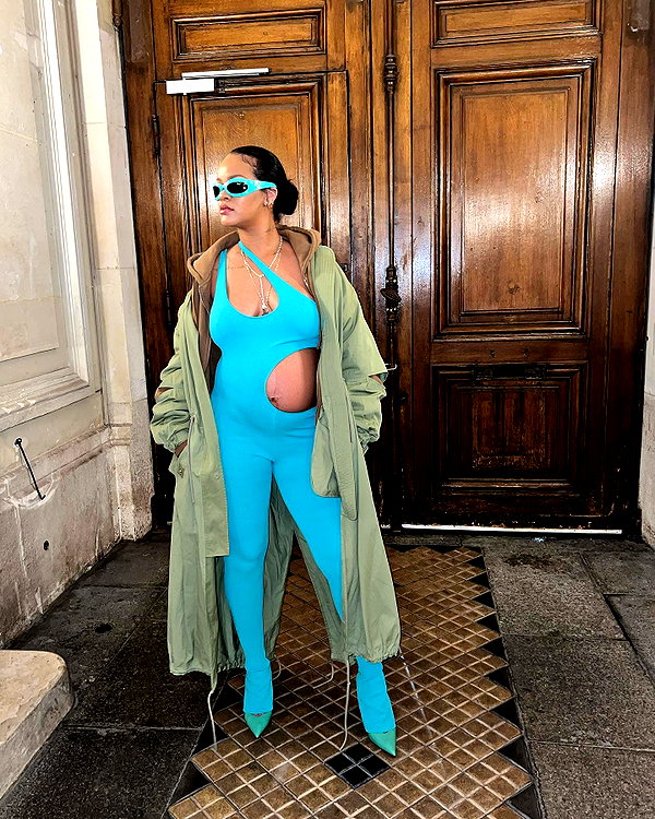 badgalriri instagram image archive image