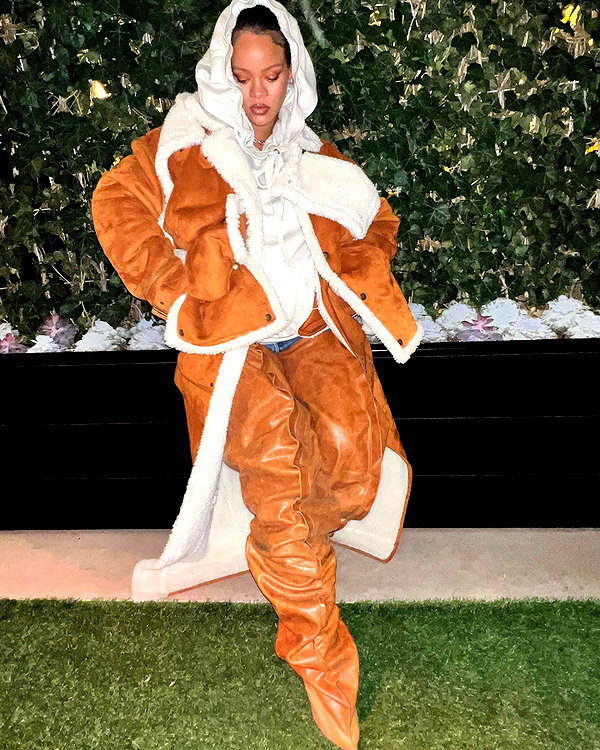 badgalriri instagram image archive image