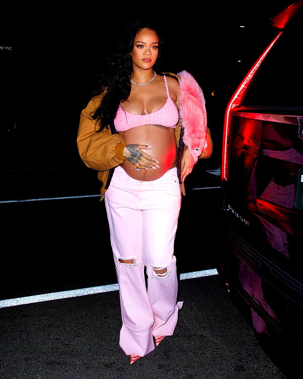 badgalriri instagram image archive image