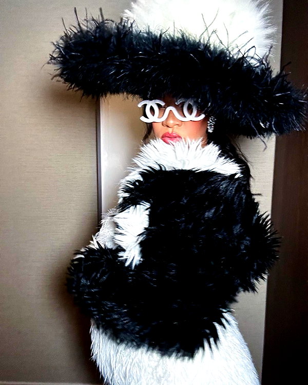 badgalriri instagram image archive image