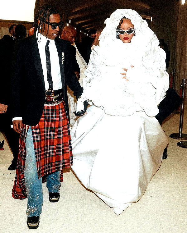 badgalriri instagram image archive image