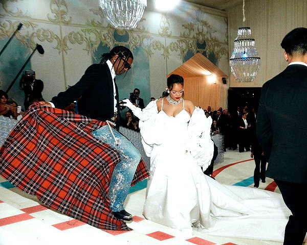 badgalriri instagram image archive image