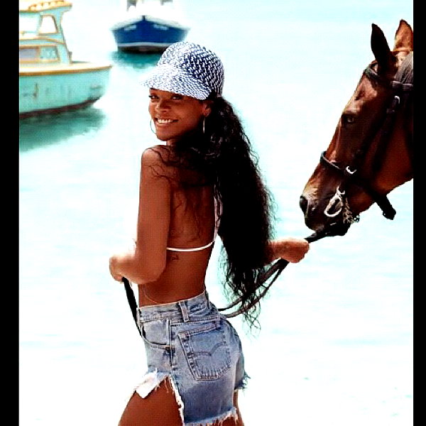 badgalriri instagram image archive image