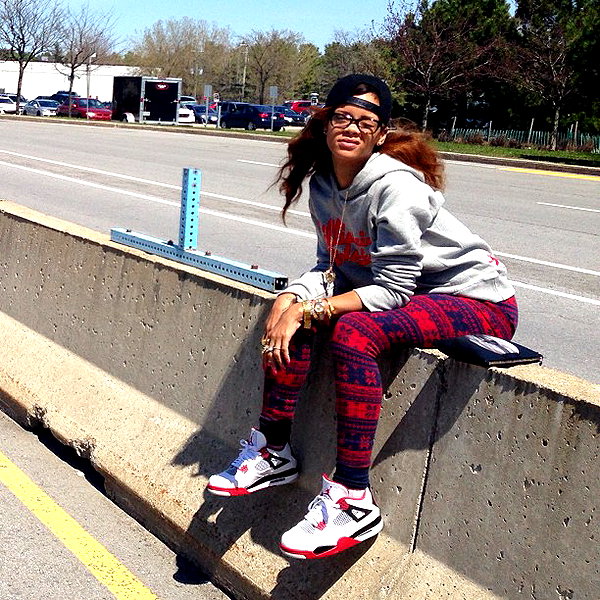 badgalriri instagram image archive image