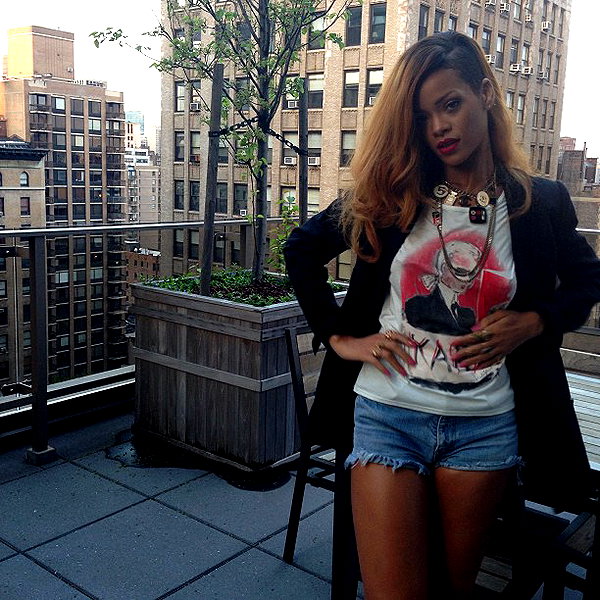 badgalriri instagram image archive image