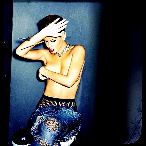 badgalriri instagram image archive image