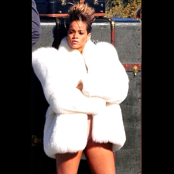 badgalriri instagram image archive image