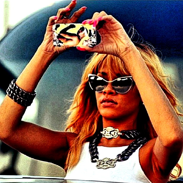badgalriri instagram image archive image