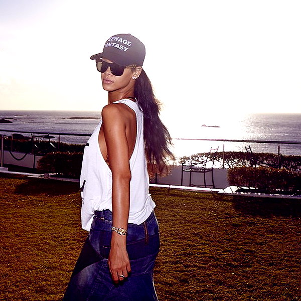 badgalriri instagram image archive image