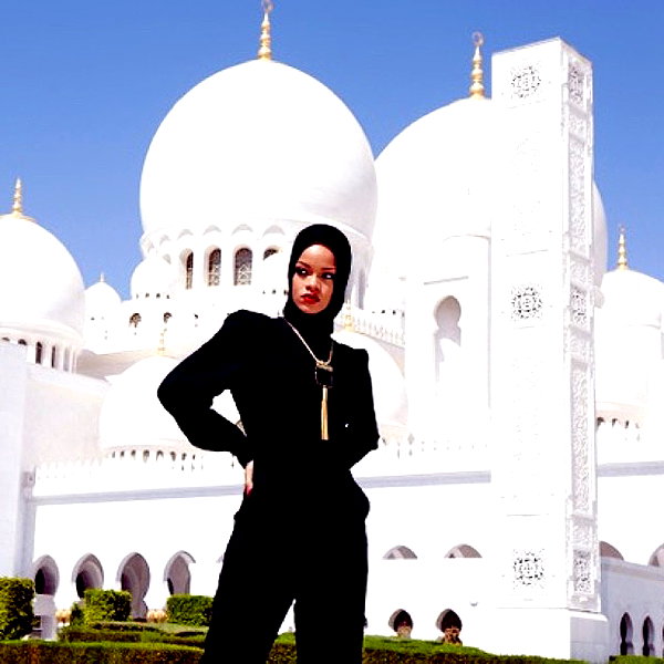 badgalriri instagram image archive image
