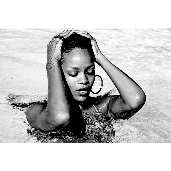 badgalriri instagram image archive image