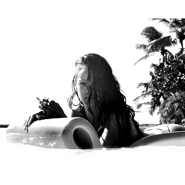 badgalriri instagram image archive image